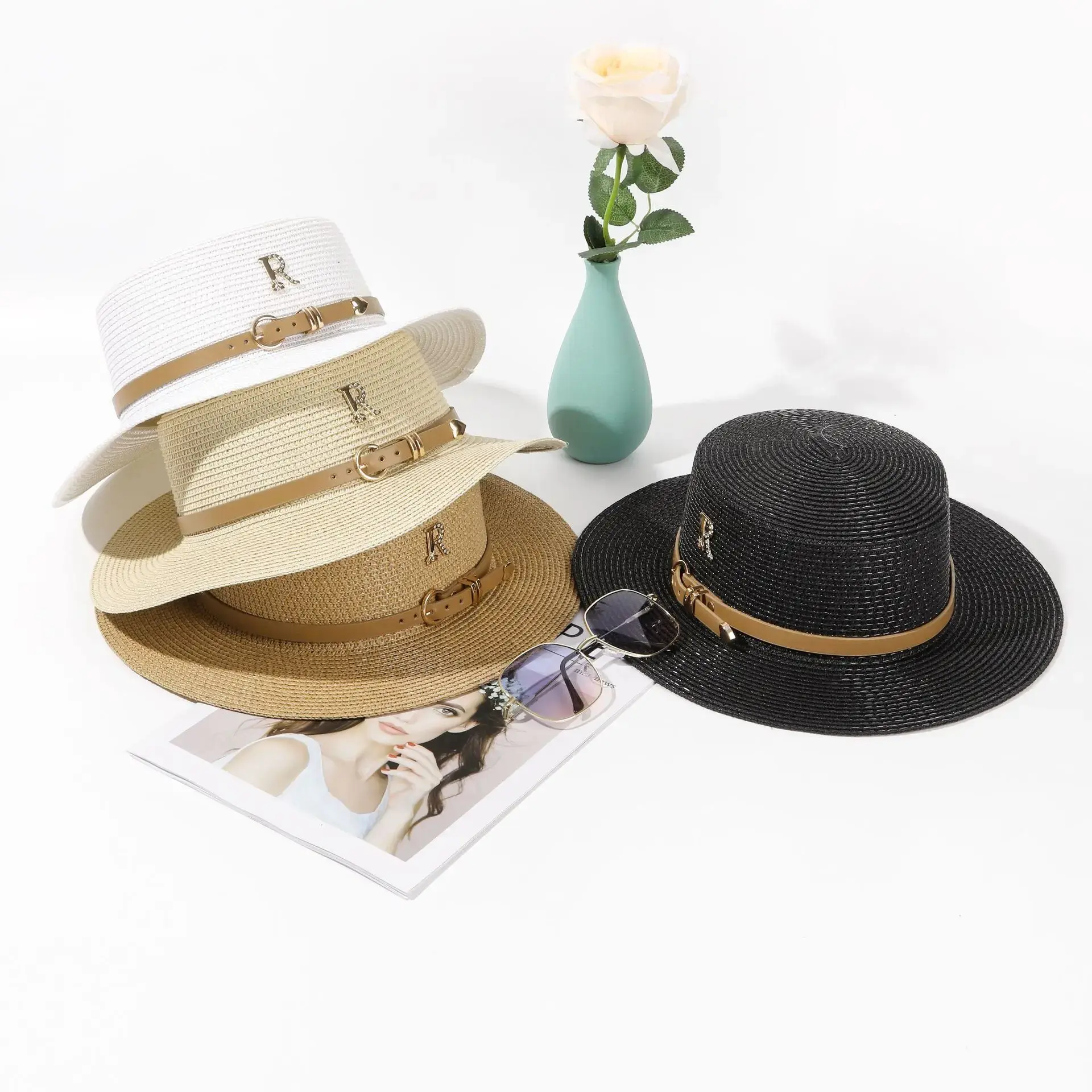 Women's Summer Straw Hat Beach Vacation Holiday Flat Top Sunshade Cool Cap Diamond Letter R Belt Personalized British Retro