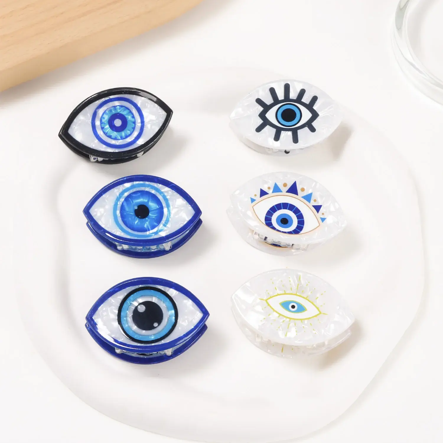 Goresis Ins Bright Eye Hair Clip Elegant Shark Clamp Devil Eye Hair Gripper Women's Hair Accessories Headwear Professional Salon