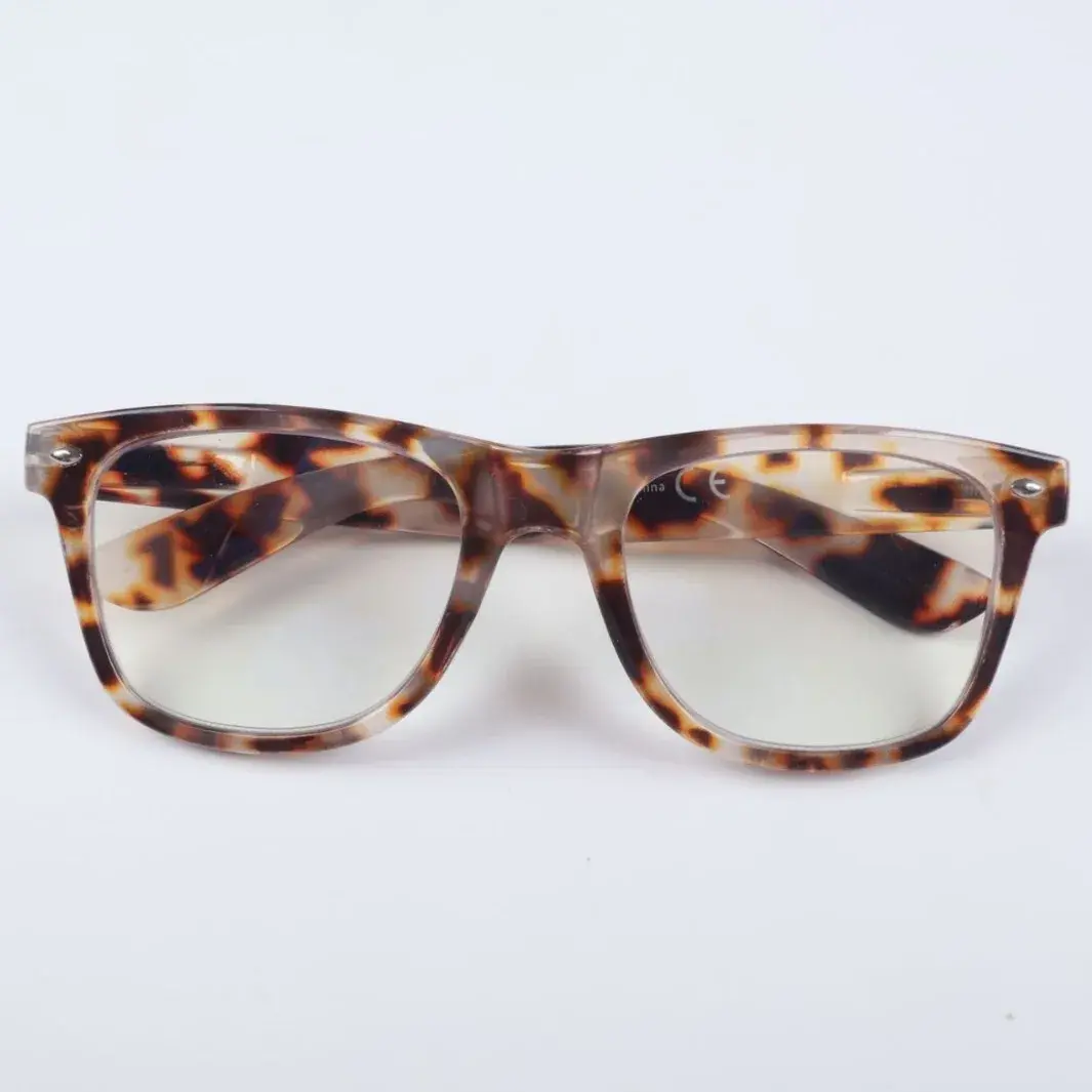 New Cross-Border Style Long-Sight Glasses European and American Anti-Blue Light Vintage Large Frame Glasses Women's Customizable