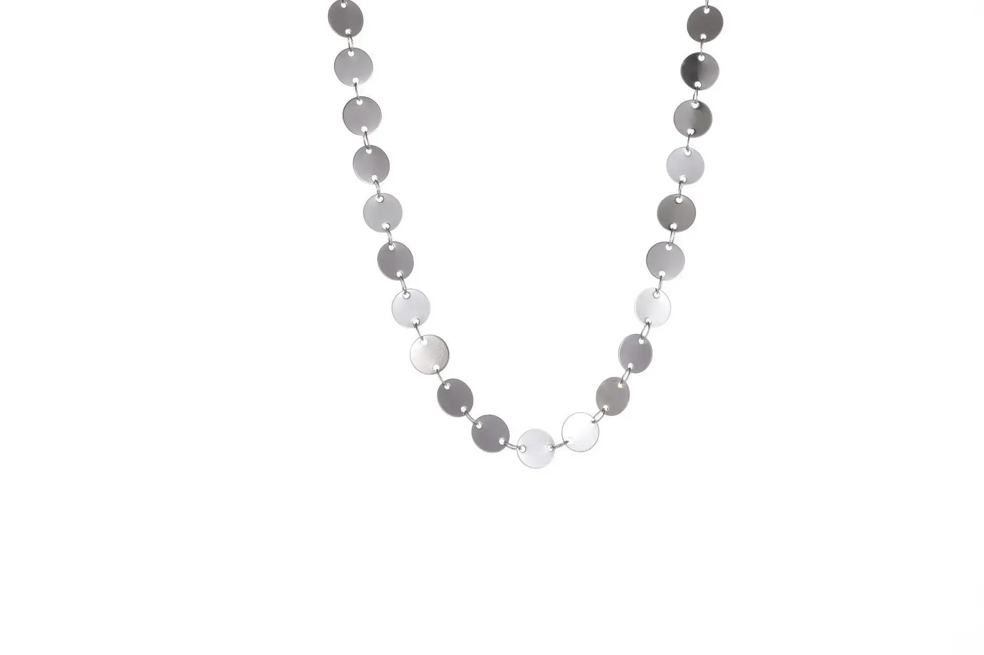 Titanium Steel Necklace Women's Korean Style Wave Flashing Small Round Cropped Niche Shiny Sequin Collarbone Chain