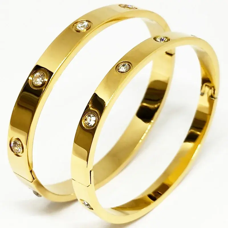 Fashionable Titanium Steel Stainless Steel Bracelets For Women Vacuum Electroplated Diamonds Ten Carat Style