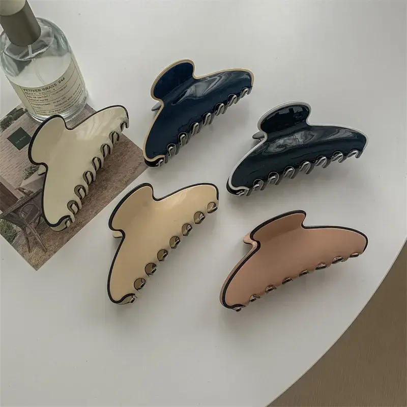 Elegant Black White Acetate Hair Claw Double Layered Shark Tail Clip Stylish Professional Salon Hair Division Fixing Hair Clip