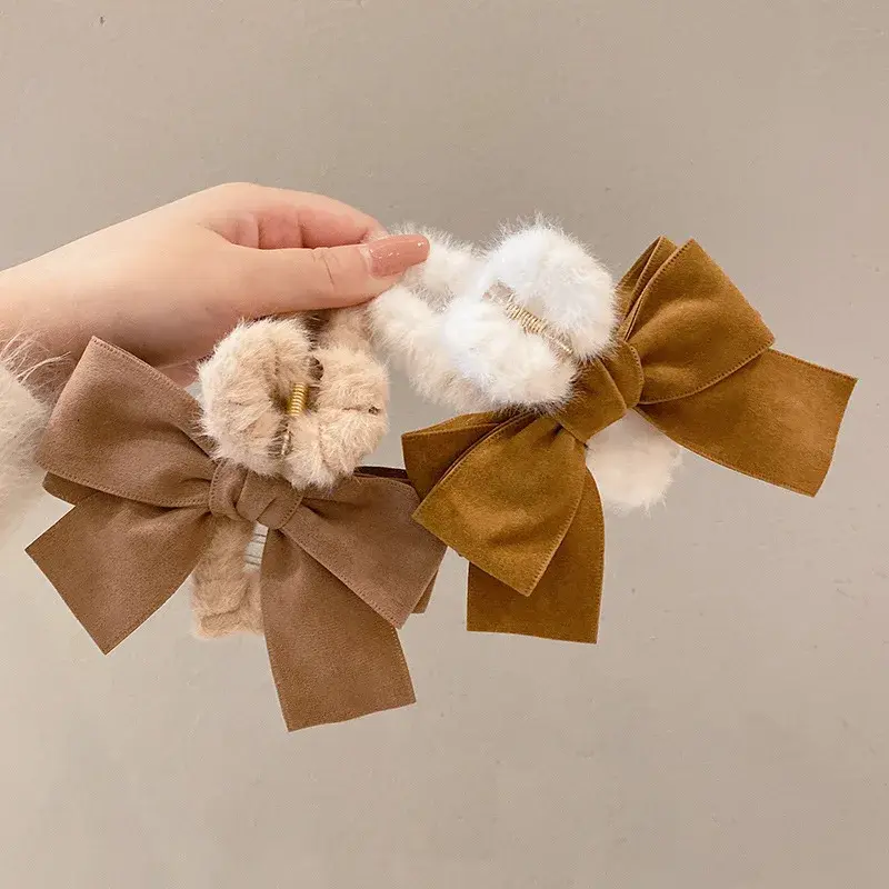 Fashionable Plush Hair Claw Sweet Gentle Versatile Hair Clip Daily Fresh Lady Style Hair Accessories Professional Salon Partitio