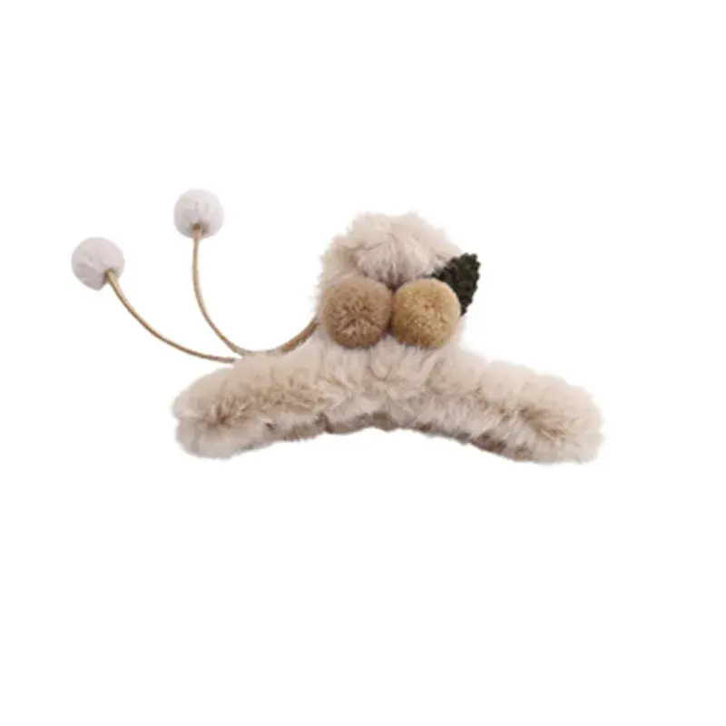 Fashionable Plush Hair Claw Sweet Gentle Versatile Hair Clip Daily Fresh Lady Style Hair Accessories Professional Salon Partitio