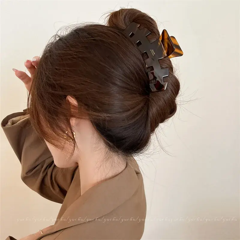 Large Size French Style Simple Acetate Hair Grips Women's Shark Tail Clips Hot Sale Of The Season New Back of Head Professional 