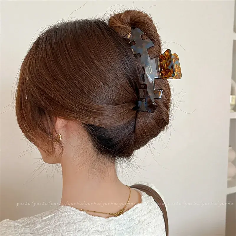 Large Size French Style Simple Acetate Hair Grips Women's Shark Tail Clips Hot Sale Of The Season New Back of Head Professional 