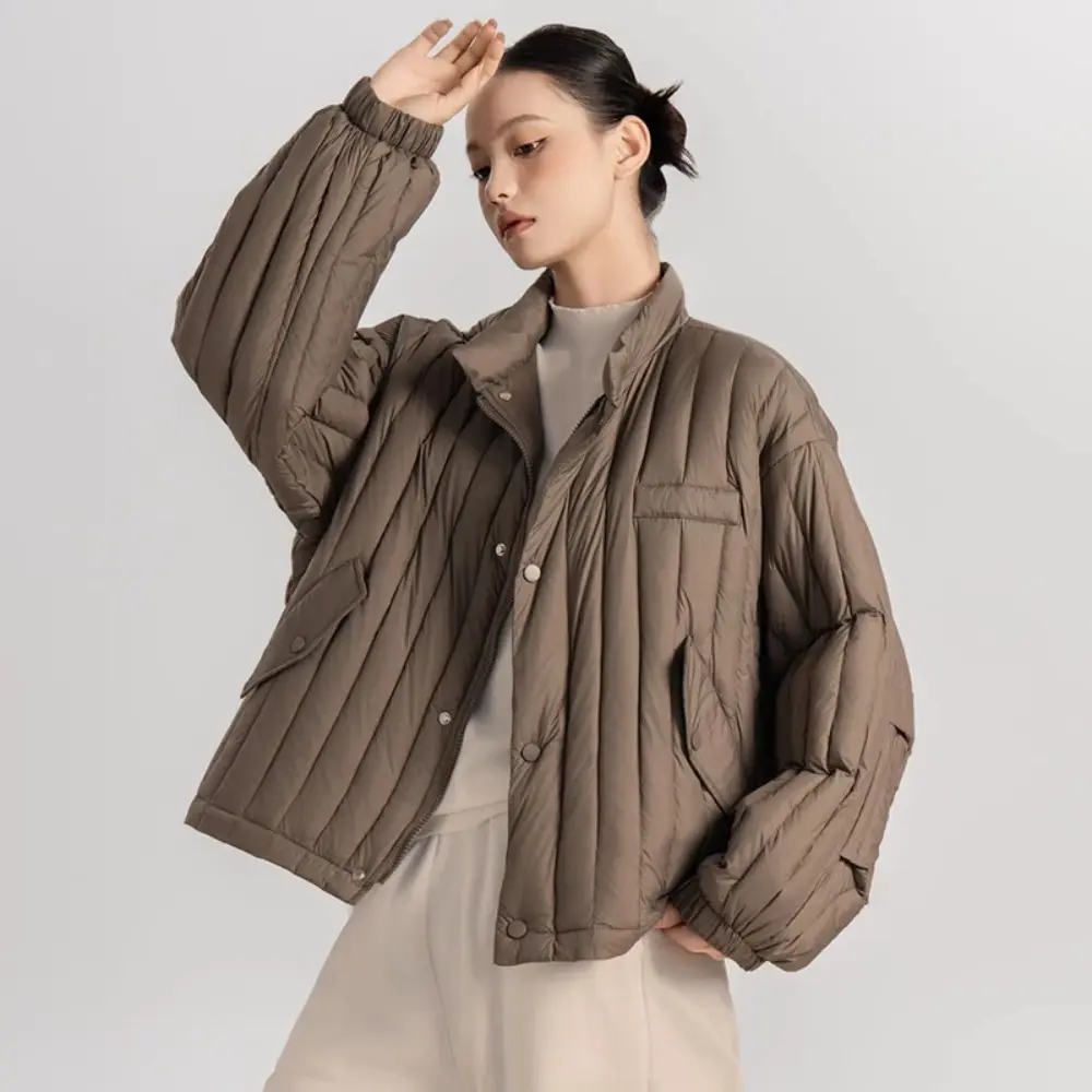 Down Coat Woman 2025 New Autumn Lightweight Loose Puffer Jacket Spring Stand Up Collar Warm Casual White Duck Down Short Jacket