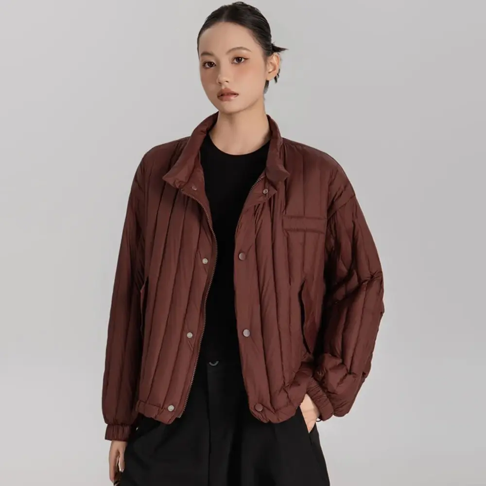 Down Coat Woman 2025 New Autumn Lightweight Loose Puffer Jacket Spring Stand Up Collar Warm Casual White Duck Down Short Jacket