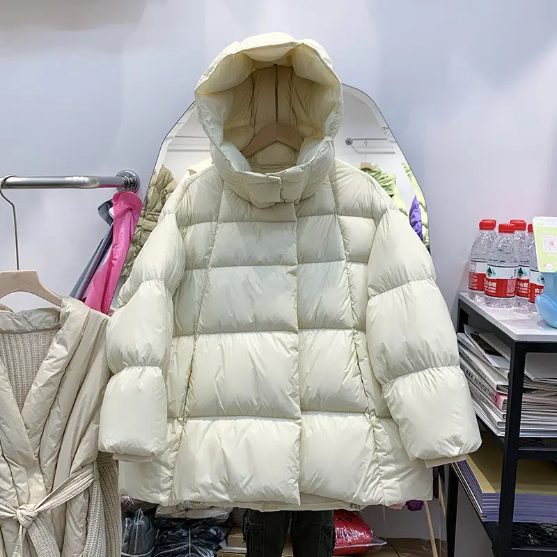 Down Jacket Women 2024 New European American Fashionable Outerwear Female Demure White Duck Down Coat Lady Warm Puffer Jacket