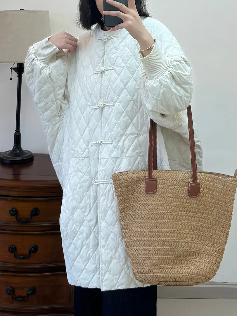 2024 New Autumn Winter White Duck Down Coat Women Puffer Jacket Warm Vintage Single Breasted Lightweight Down Jacket Female