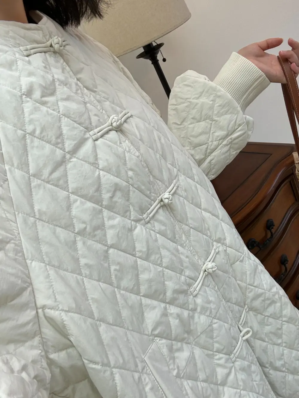 2024 New Autumn Winter White Duck Down Coat Women Puffer Jacket Warm Vintage Single Breasted Lightweight Down Jacket Female