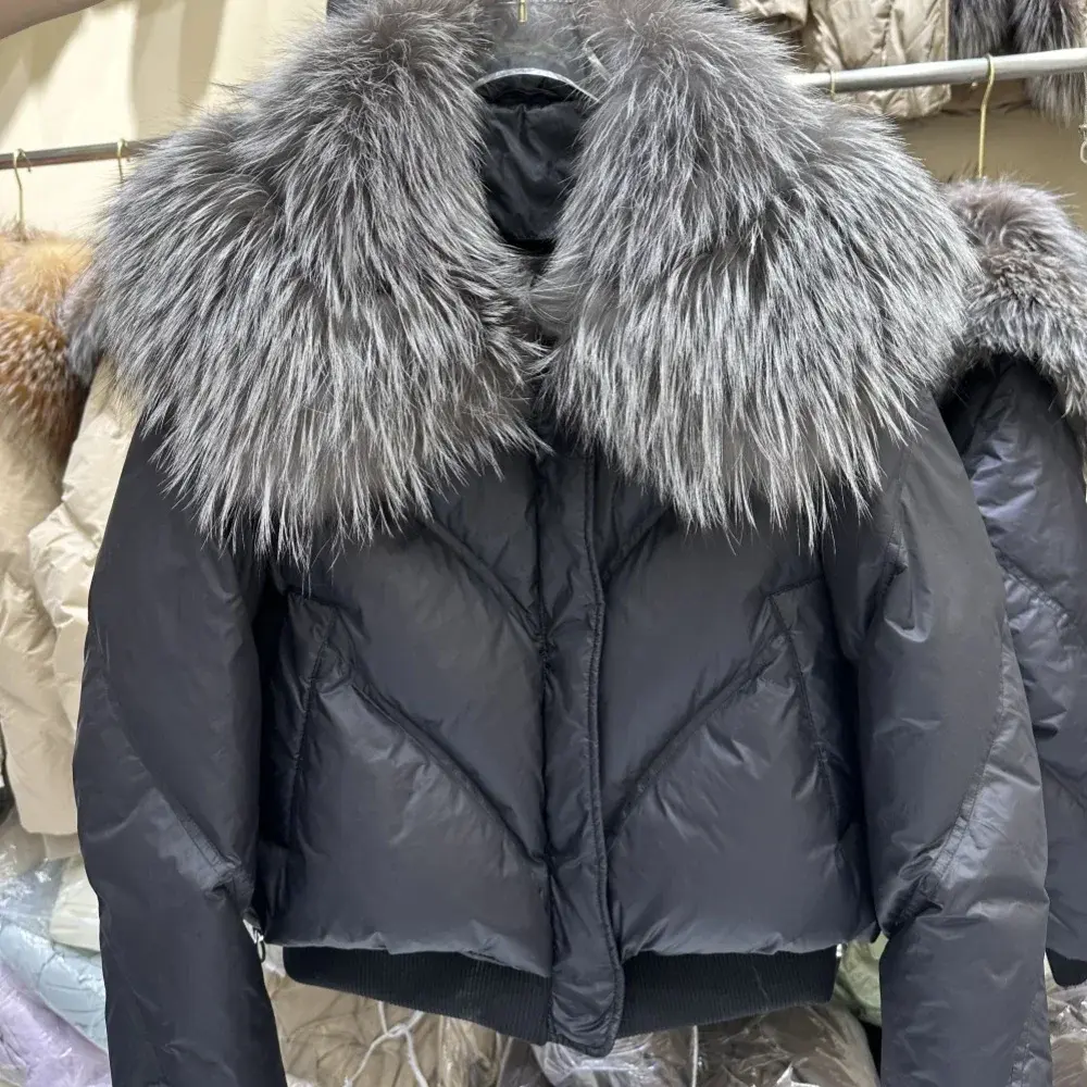 Down Jacket White Duck Down Jacket Turn-down Collar American Fashion Fox Fur Coat Designer Outerwear Real Fur Winter Coat Women