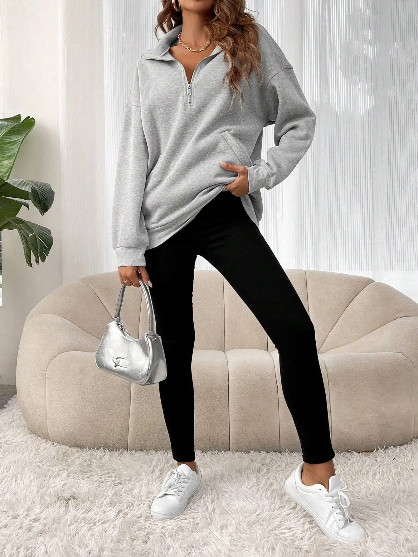 New autumn collection simple commuter hoodie with zipper low-cut design stand-up collar pockets and loose long sleeves for women