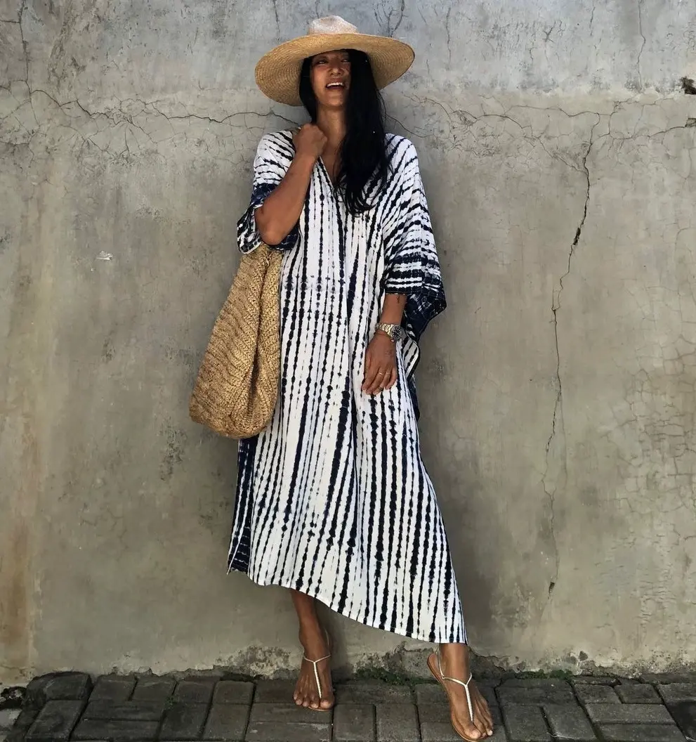 2025 Fashion Printed Beach Dress; Long Robe Style for Sun Protection at the Seaside Vacation