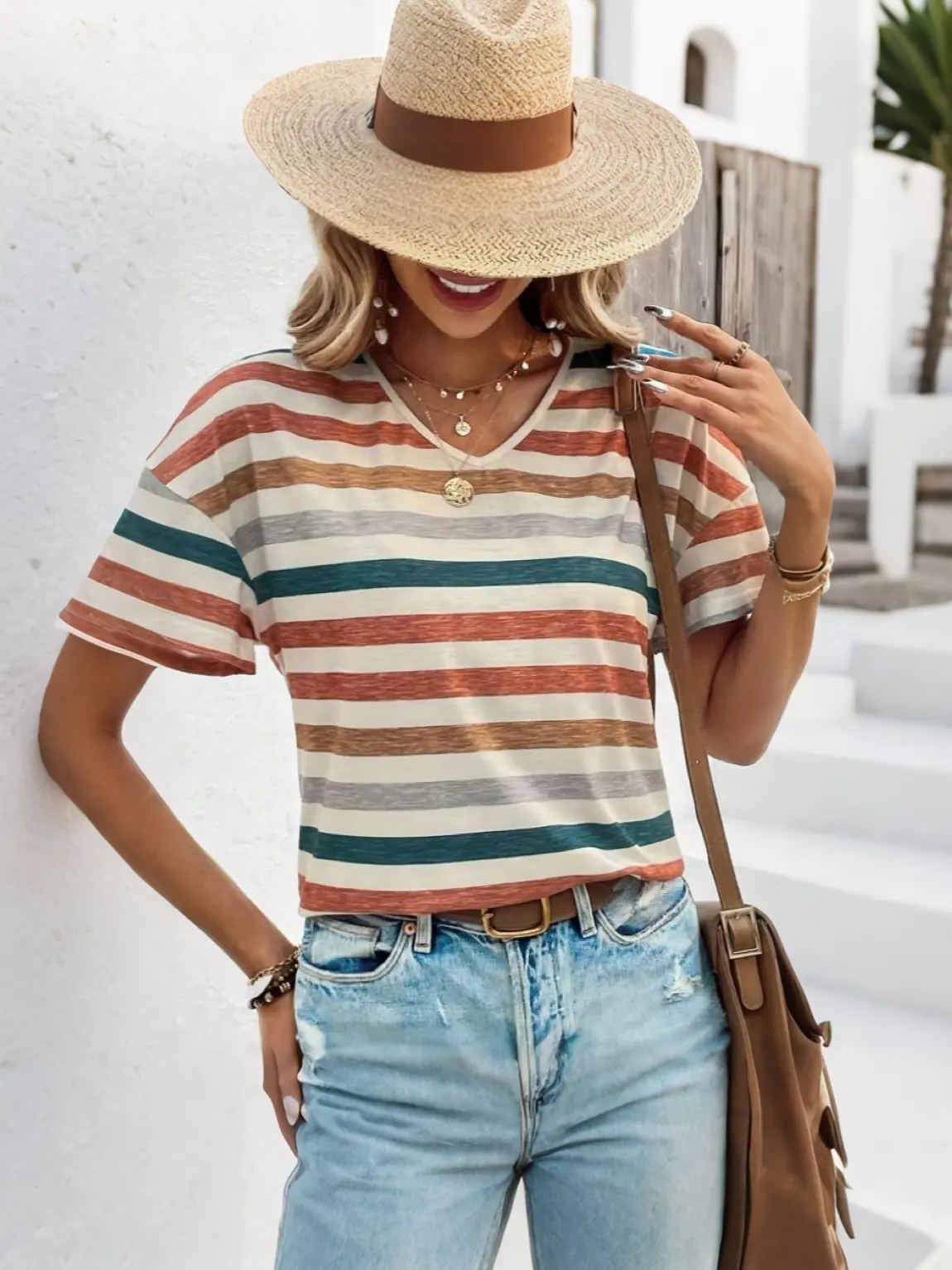 Striped contrasting V-neck t-shirt women's casual and versatile top women's fashion versatile