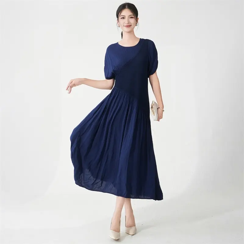 LANMREM Women's Summer Elastic Slimming Pleated Dress High-End 2025 New Irregular Patchwork Design Short Sleeve Clothing 2DB4262