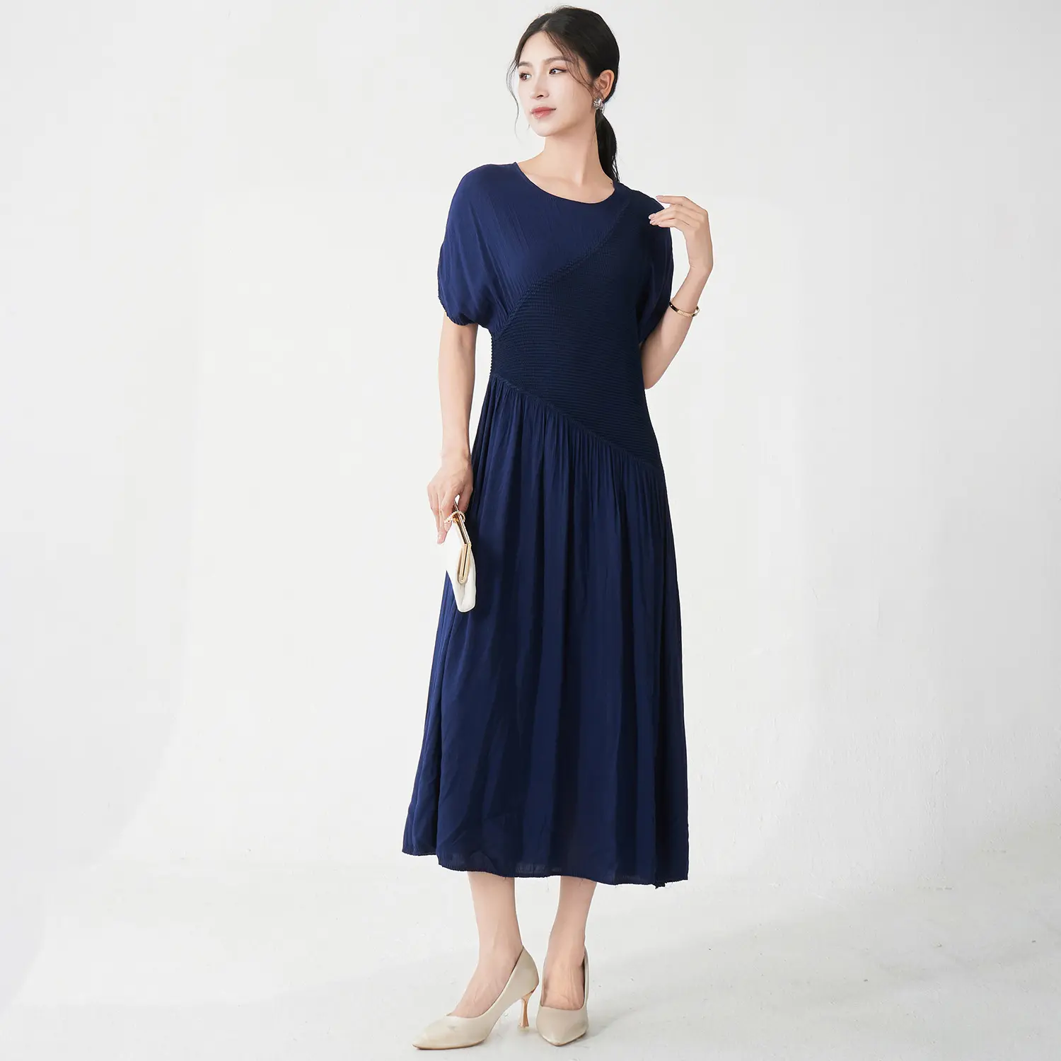 LANMREM Women's Summer Elastic Slimming Pleated Dress High-End 2025 New Irregular Patchwork Design Short Sleeve Clothing 2DB4262