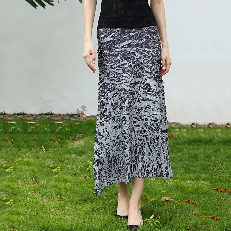LANMREM High Quality Pleated Women's Two Pieces Set Sleeveless V Collar Tank Top + Lightweight Printting Straight Skirt 2DB4171
