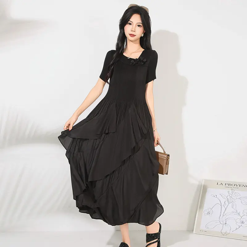 LANMREM Summer Women's Pleated Ruffle Dress High-End Elastic Slimming Patchwork Design Round Neck Short Sleeve Clothing 20252155