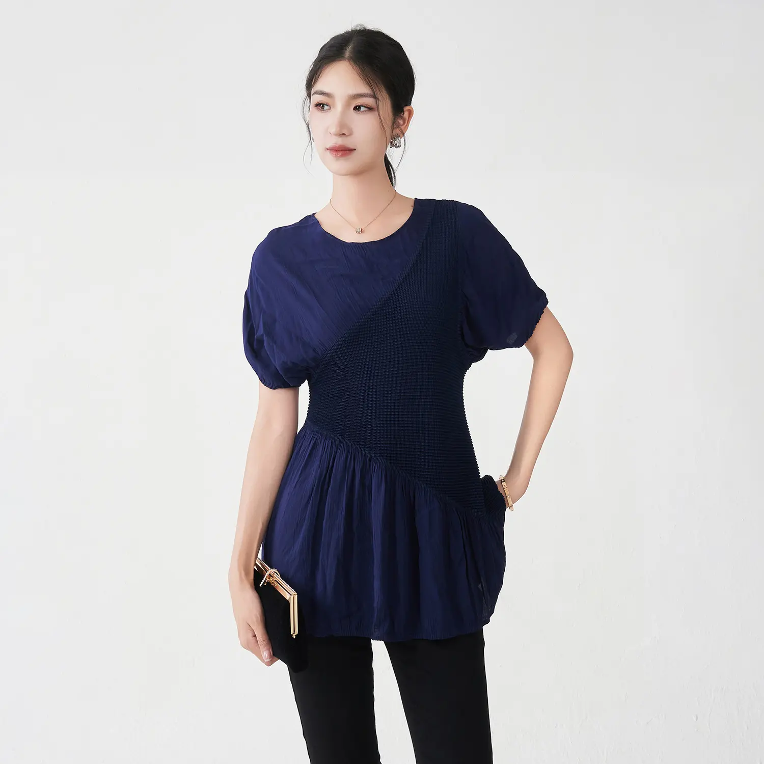 LANMREM Niche Chic Elastic Slim Waist Pleated Women's T-shirt 2025 New Design Short Sleeve Round Collar Grey Pullover Top DB4261