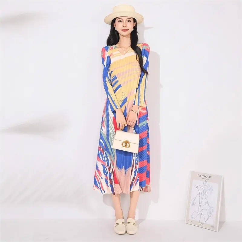 LANMREM Colorblock Print New Women's Pleated Dress V-neck Loose Three Quarter Sleeve Mid-length Dresses Famale A-line Dresses