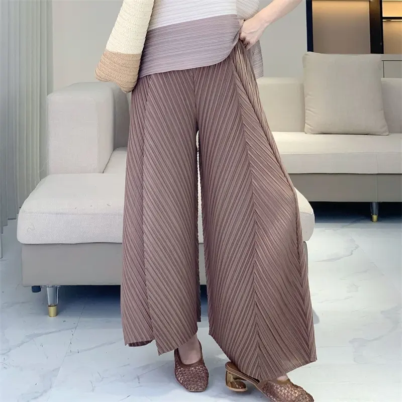 LANMREM Pleated Fashion Coffee Color Loose Wide-Leg Pants Women's Chic New Casual Pleated Elastic High-Waisted Trousers 2DB4167