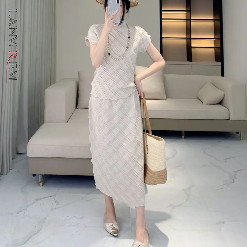 LANMREM High Quality Pleated Women's Two Pieces Set Stand Collar Short Sleeve T-shirt + Elastic High Waist Straight Skirt DB4202