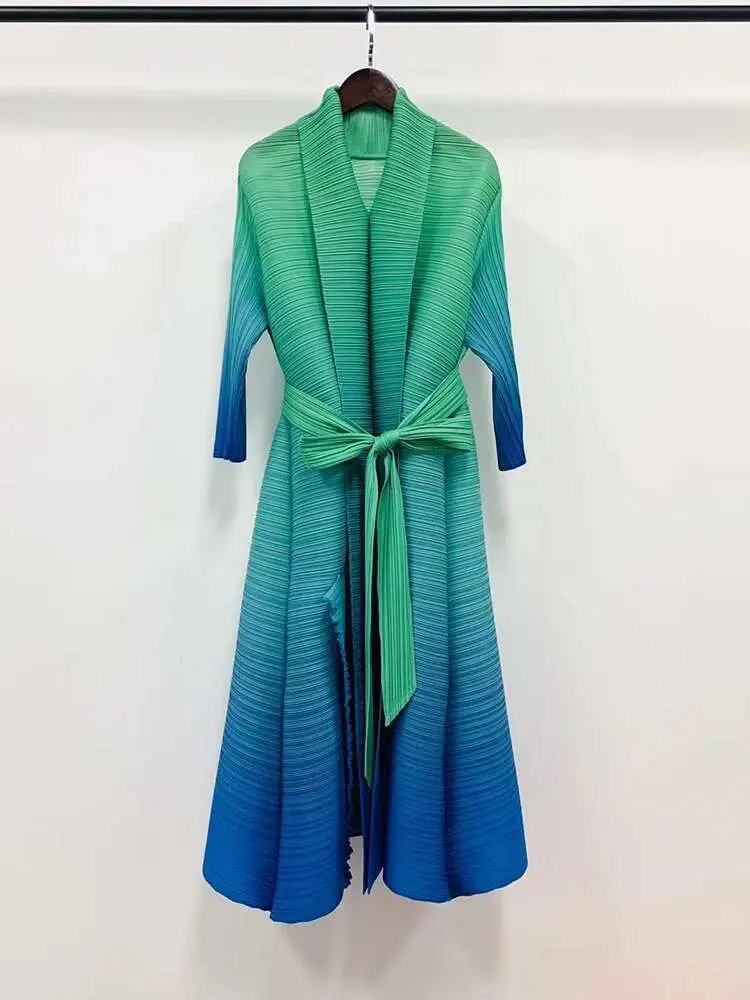 LANMREM Contrast Color Pleated Dress For Women Open Stitch Belt Midi Elegant Dresses Ladies Party Clothing 2025 Spring 2R7326