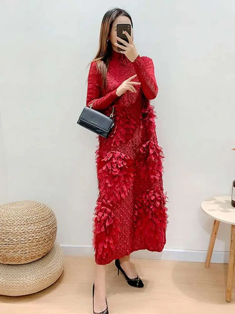 LANMREM Flower Pleated Dress Long Sleeves Turtleneck Loose Elegant Dresses For Women Party Clothes 2025 New Autumn 2M244