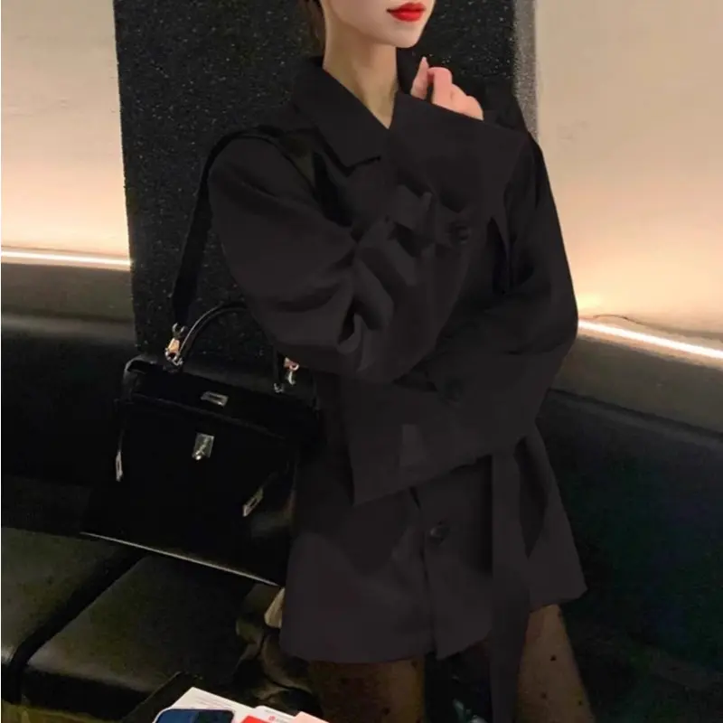 LANMREM French Style Khaki Short Trench Coat For Women 2025 Autumn Waist-Cinching Design Double Breasted Casual Overcoat 2DB4235
