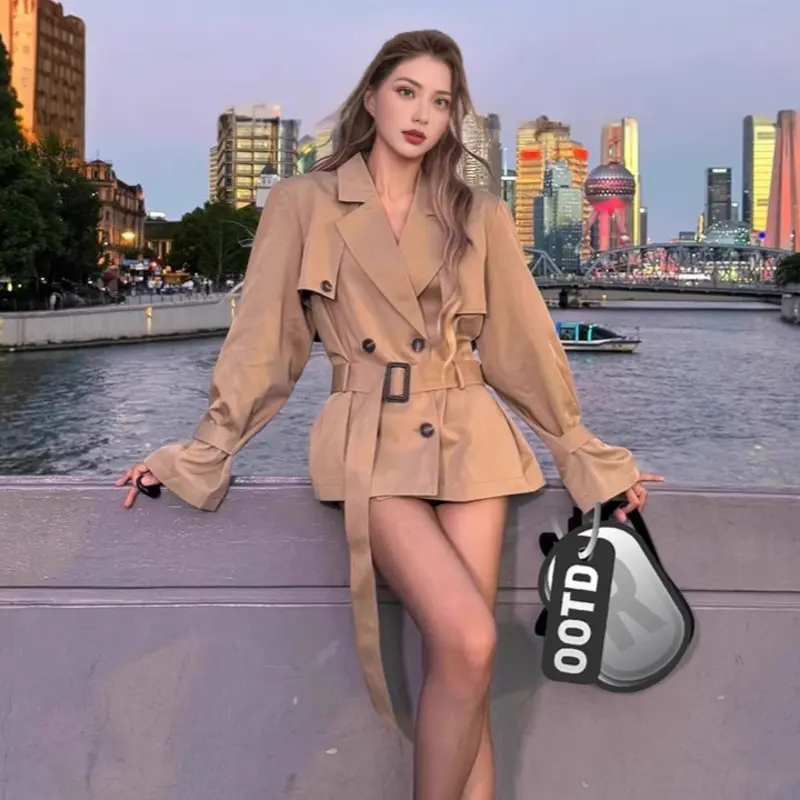 LANMREM French Style Khaki Short Trench Coat For Women 2025 Autumn Waist-Cinching Design Double Breasted Casual Overcoat 2DB4235