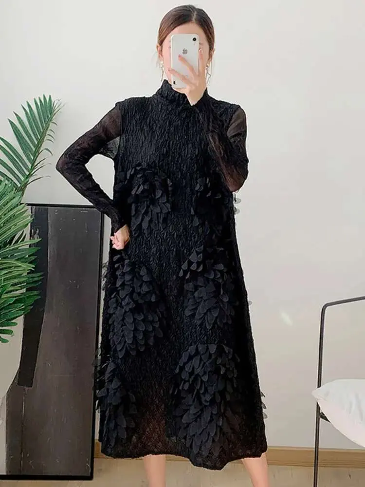 LANMREM High End Pleated Dress For Women Turtleneck Long Sleeves Tassel Elegant Style Ladies Holiday Clothing 2025 Spring 2R7632