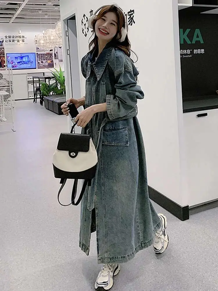 LANMREM Streetwear Denim Long Trench Coat Women Lapel Patchwork Belt Gathered Waist Windbreaker Blue Vintage 2024 New 2AA5075