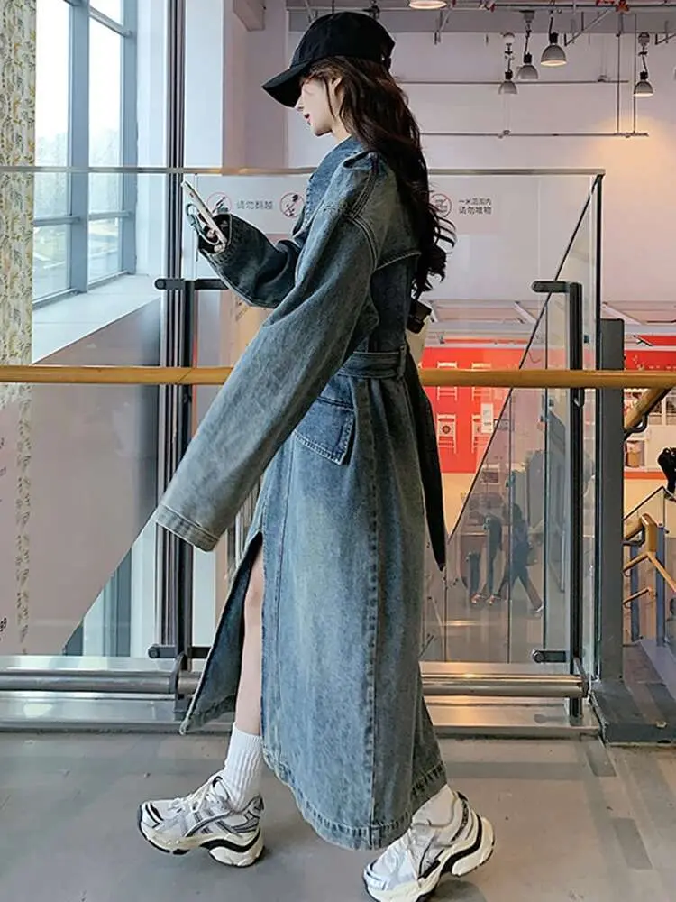 LANMREM Streetwear Denim Long Trench Coat Women Lapel Patchwork Belt Gathered Waist Windbreaker Blue Vintage 2024 New 2AA5075
