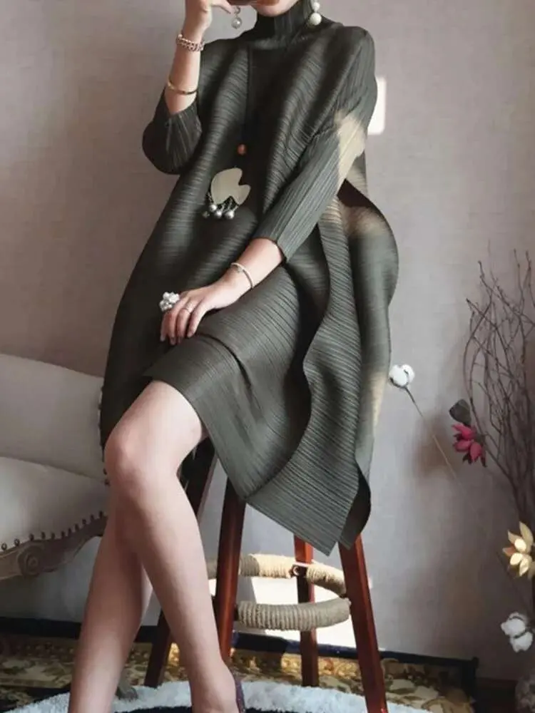 LANMREM Women Stand Collar Pleated Dress Three Quarter Sleeves Knee-length Dresses Female 2025 Spring New Fashion 2DC1319