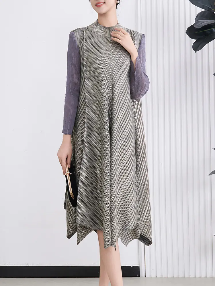 LANMREM Grey Gold Foil Printing Irregular Pleated Dress Women's 2025 New Stand Collar Slim Three Quarter Sleeve Dresses 2DB3231