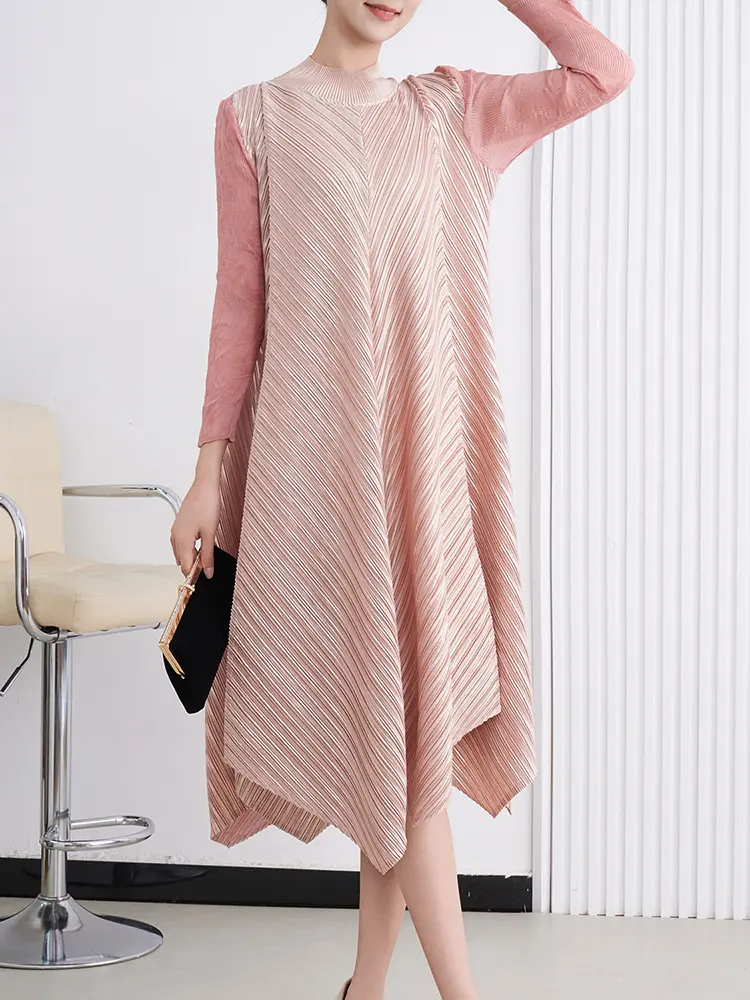 LANMREM Grey Gold Foil Printing Irregular Pleated Dress Women's 2025 New Stand Collar Slim Three Quarter Sleeve Dresses 2DB3231
