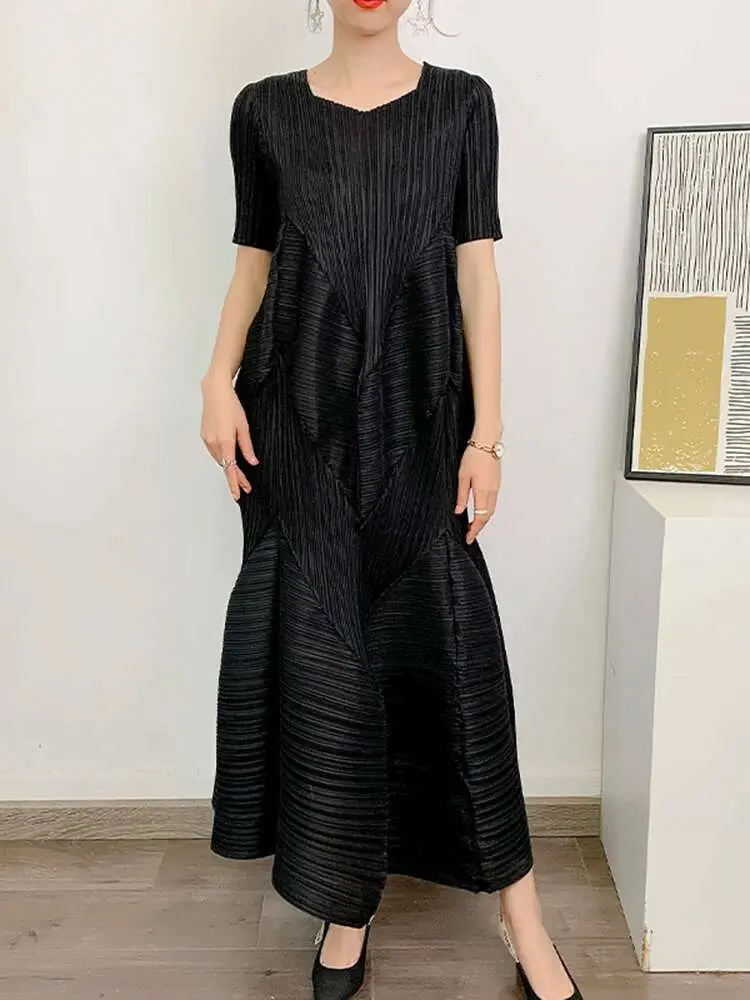 LANMREM Solid Pleated Dress For Women V-neck Short Sleeves A-line Ruffles Dresses Elegant Female Clothing 2024 Summer New 2YA656