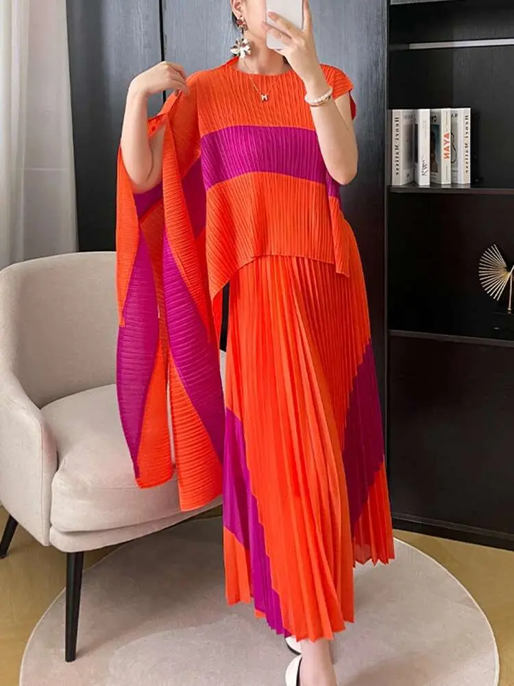 LANMREM 2 Pieces Pleated Set Women Irregular Print Color Block Shirt With Long Skirts Female Fashion Clothing 2025 New 2DA3805