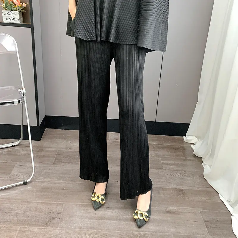 LANMREM Pleated 2025 New Fashion Versatile Comfortable Casual High-end Quality Niche Design Two-piece Set For Women Chic 2DB3746