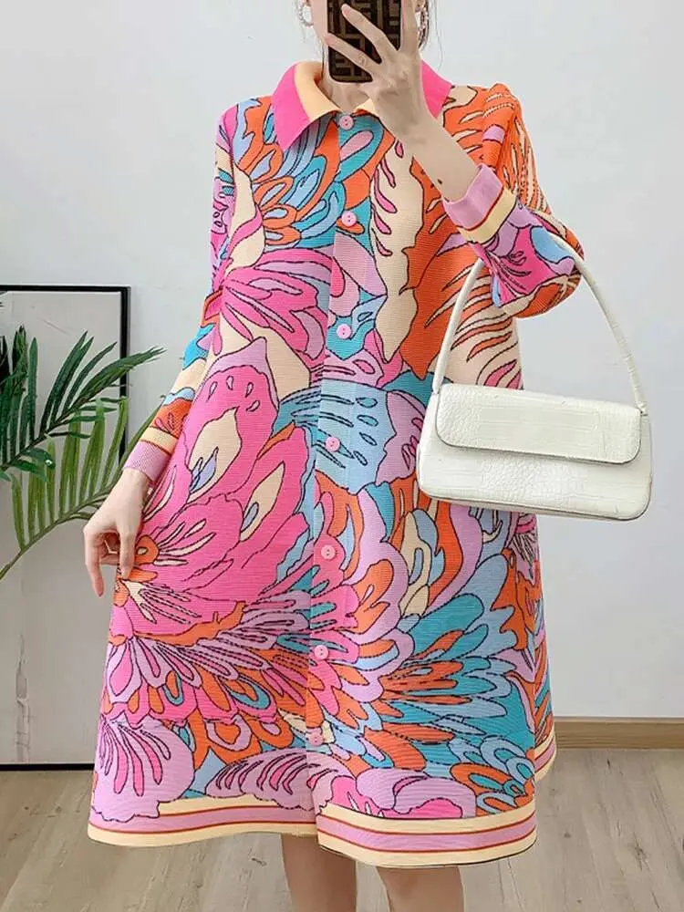 LANMREM Pink Print Pleated Dress For Women Lapel Long Sleeves Single Breasted Female Fashion Mid Length Dresses 2025 New 2DA6558