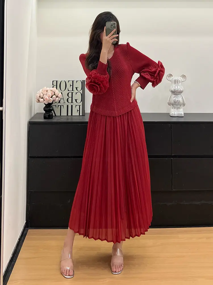 LANMREM Niche Chic Women's Pleated Two Pieces Set Flower Splicing Lantern Sleeves Design Top And Elastic Skirt 2025 New 2DB3568