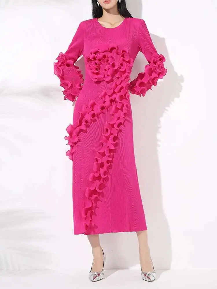 LANMREM Ruffles Pleated Dress For Women Round Neck Long Sleeves Solid Color Female Fashion Party Clothing 2025 Spring 2DB1543