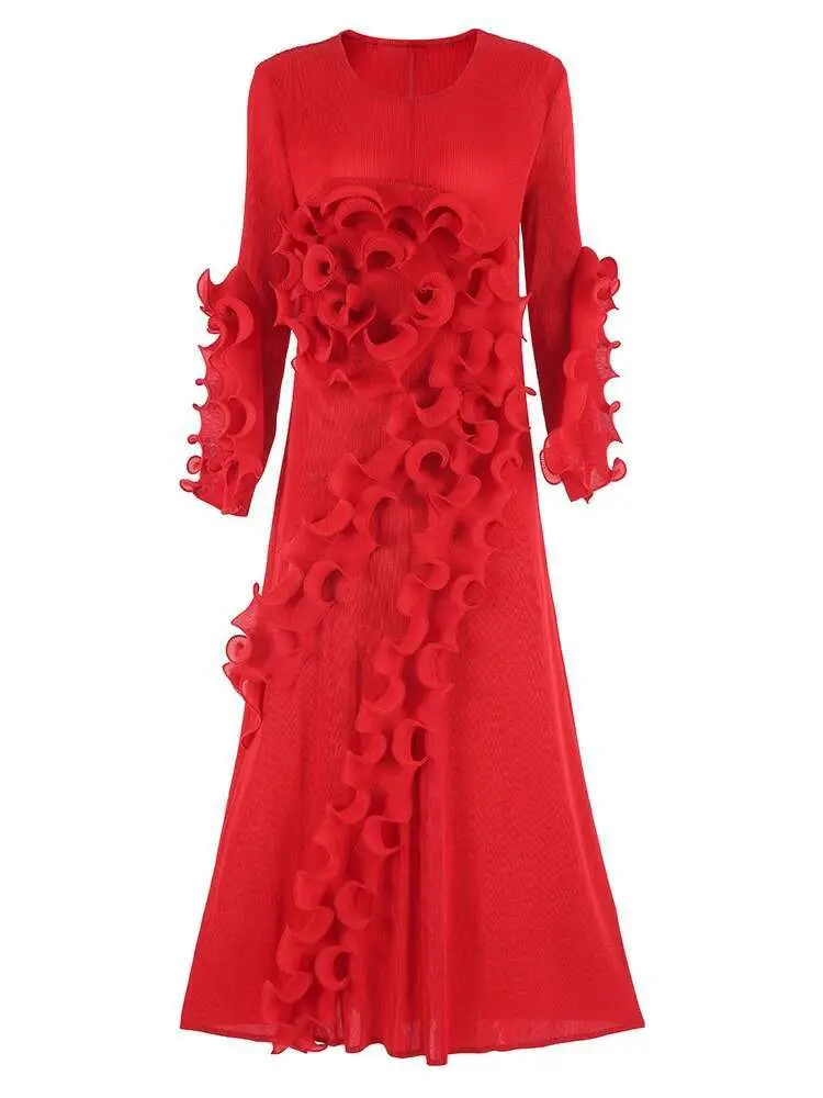 LANMREM Ruffles Pleated Dress For Women Round Neck Long Sleeves Solid Color Female Fashion Party Clothing 2025 Spring 2DB1543