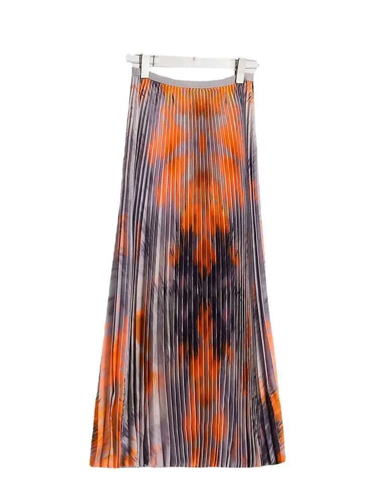 LANMREM 2025 New Printed Pleated 2 Pieces Skirt Set Women's Turtleneck Long Sleeves Slim Tops High Elastic Waist Skirts 2YA648