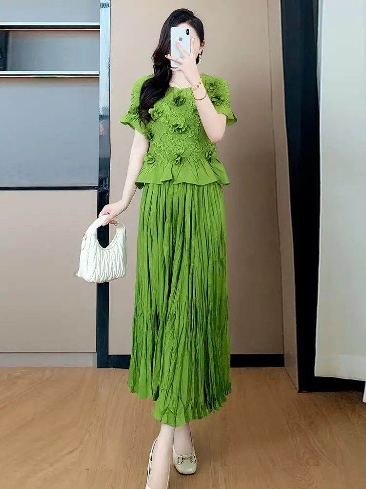 LANMREM Niche Design Pleated Two Pieces Set For Women 2025 New Summer Slim Fit O-neck Pullover Tops And A-line Skirt 2DB2786