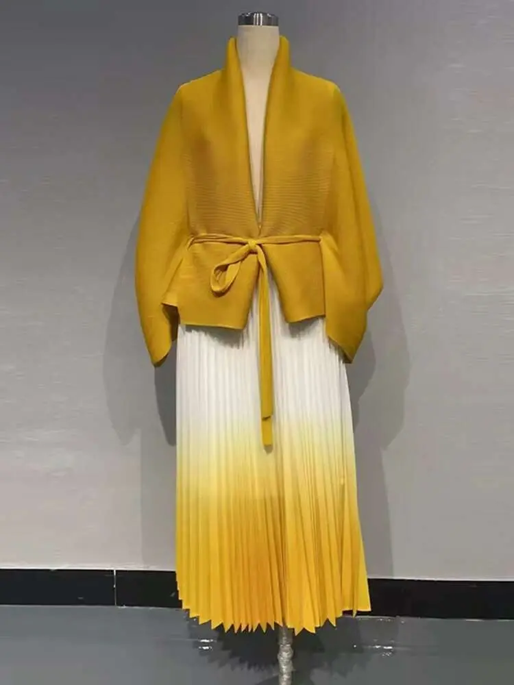 LANMREM Pleated Gradient Two-piece Set For Women Solid Color Irregular Coat With Elastic Waist Skirts 2025 Spring New 2Z2501