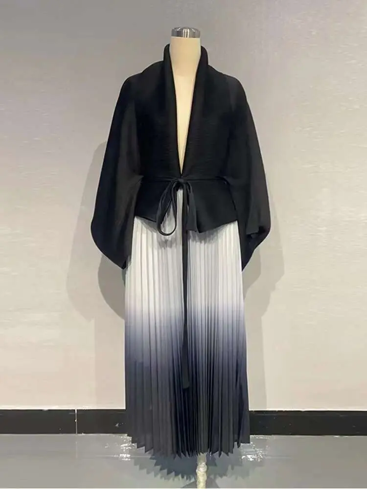LANMREM Pleated Gradient Two-piece Set For Women Solid Color Irregular Coat With Elastic Waist Skirts 2025 Spring New 2Z2501