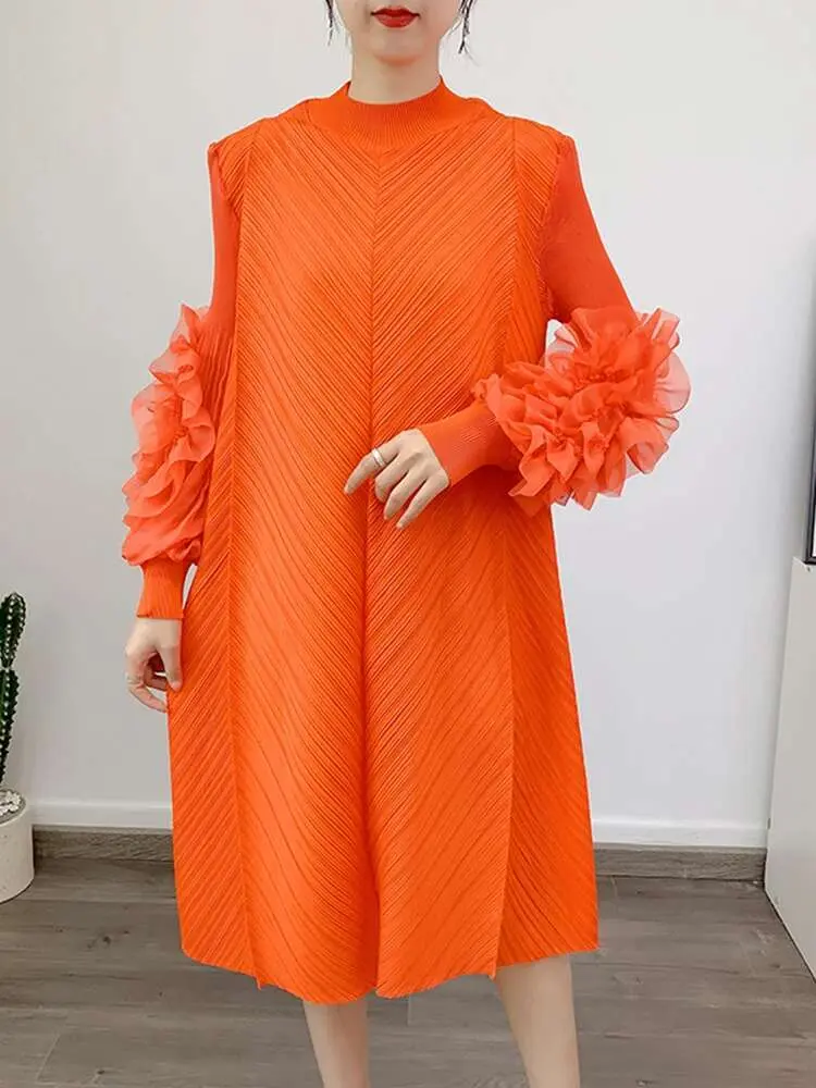 LANMREM Spliced Embroid Pleated Dress For Women Round Neck Long Sleeves Loose A-line Dresses Female Clothes 2024 Spring 2YA1024