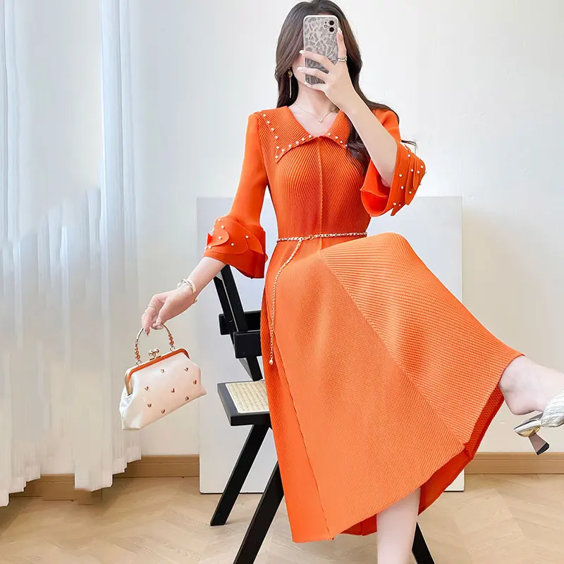 LANMREM Beading Patchwork Pleated Women's Dress 2025 New Loose Lapel Casual Tie Flower Design Elastic Famale Clothing 2DB4084